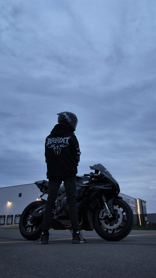 "HEIST" HOODIE